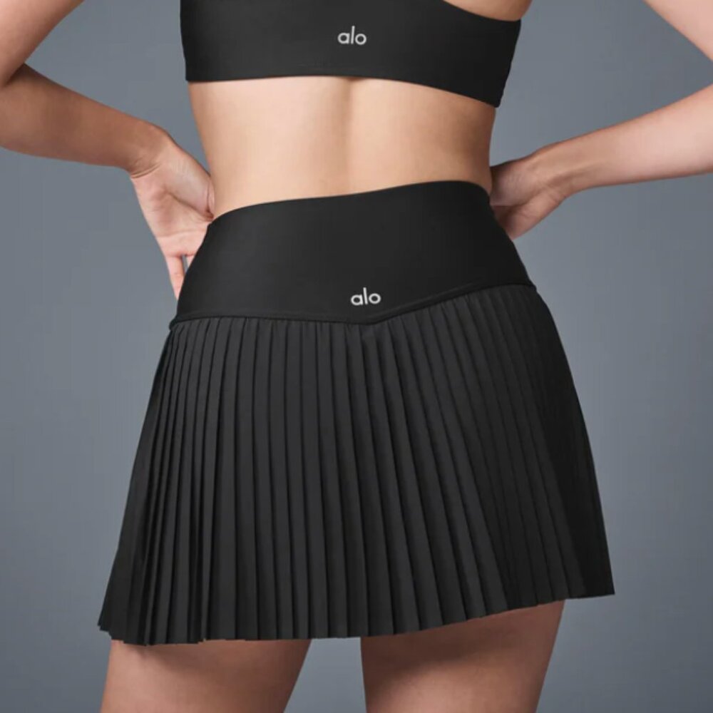 ALO Yoga BLACK Grand Slam Skirt/Skort! ｡･:*:･ﾟ★,｡･:*:･ﾟ☆｡･:*:･ﾟ★,｡･:*:･ﾟ☆